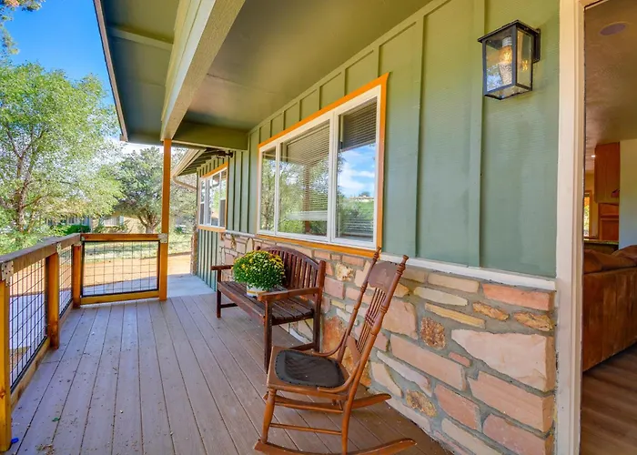 Dog Friendly! Peaceful Wooded Retreat In *