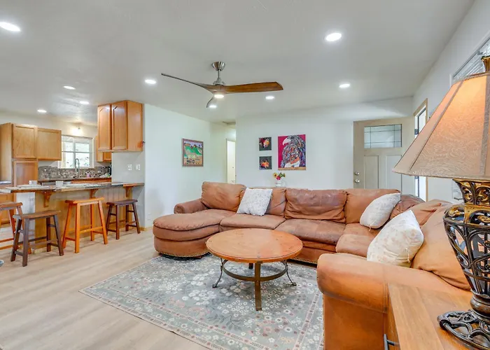 Dog Friendly! Peaceful Wooded Retreat In