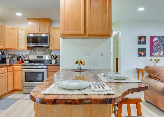Dog Friendly! Peaceful Wooded Retreat In * Prescott