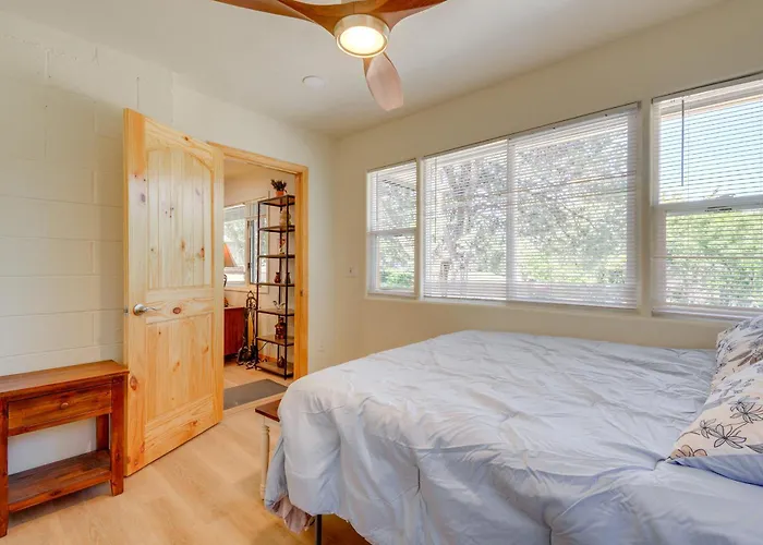 Dog Friendly! Peaceful Wooded Retreat In *